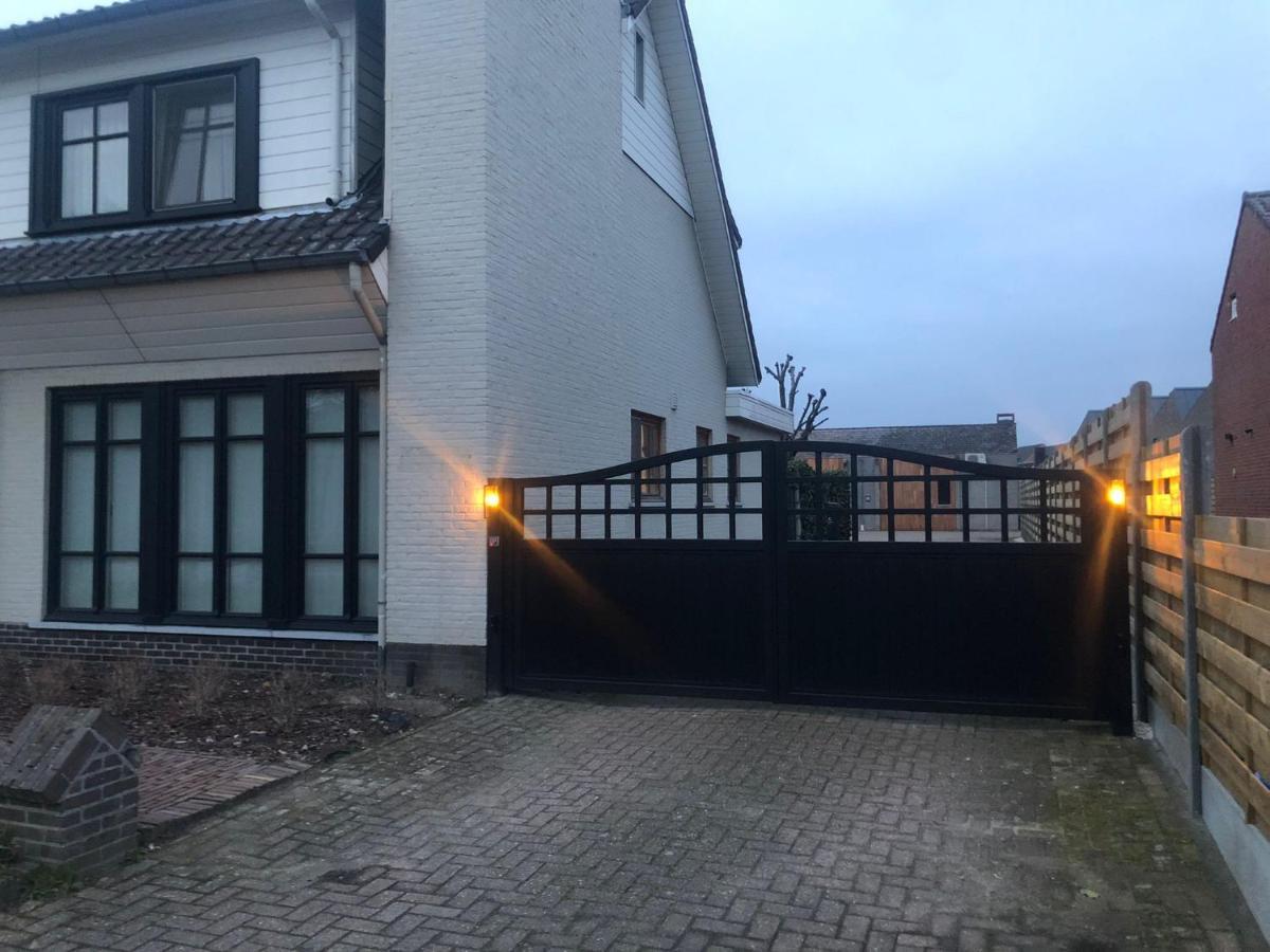 Guesthouse 66 Ломел Екстериор снимка